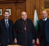 Кметът Костадин Димитров посрещна новия католически епископ на Софийско-Пловдивския диоцез